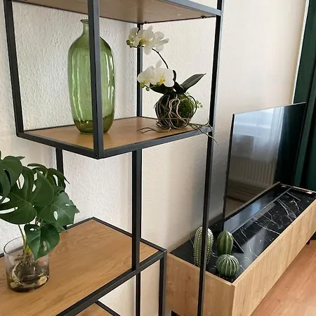 Lucky Ls12 - Vollausstattung - Zentrum - Grosse Kueche - 2 - Smart-tv Apartment Magdeburg